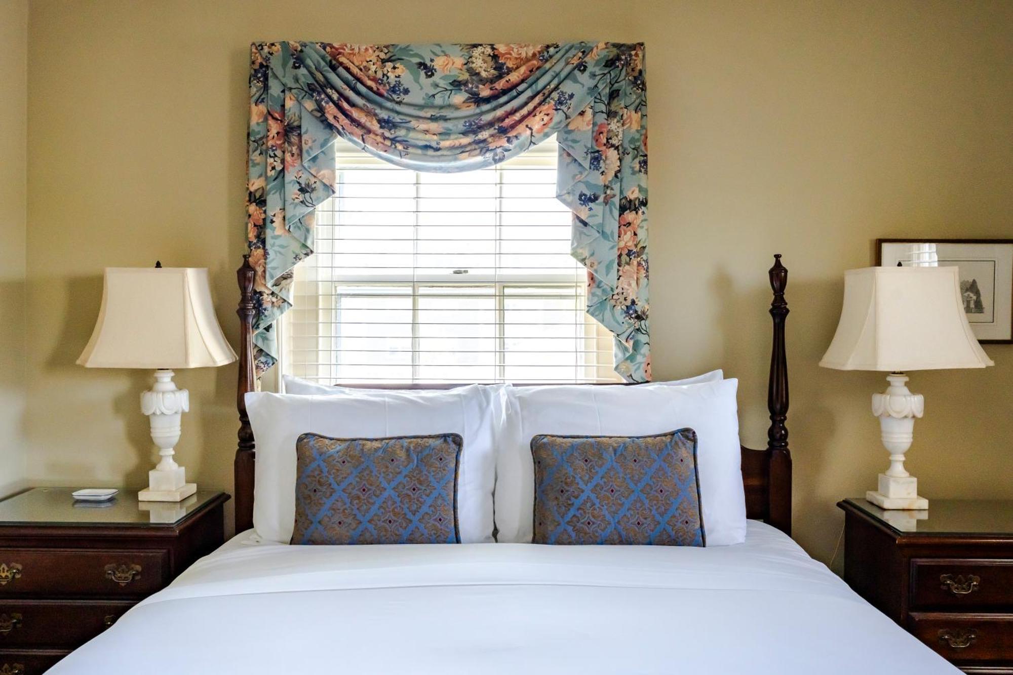 Francis Malbone House Bed and Breakfast Newport Exteriör bild